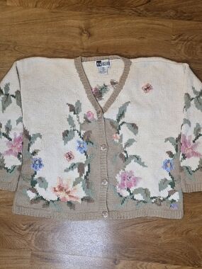 VTG Together Beige Floral Embroidered Butterfly Cottagecore Sweater Cardigan